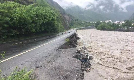 游客注意！連續(xù)強降雨 阿壩州多地出現(xiàn)災情